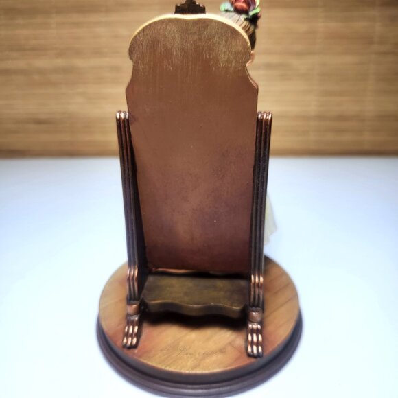 Vintage Mama Says Figurine 'Believe In Yourself' Resin on Base 6 inches High - Picture 8 of 11